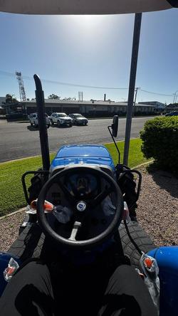 2025 New Holland Tt4.90 Rops