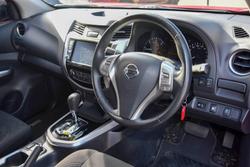 2020 Nissan Navara ST