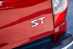 2020 Nissan Navara ST