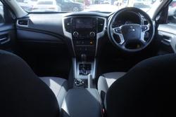 2022 Mitsubishi Triton GLX-R