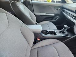 2025 Kia K4 S