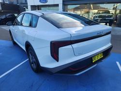2025 Kia K4 S
