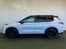 2025 Mitsubishi Outlander LS