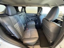 2025 Mitsubishi Outlander LS