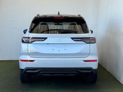 2025 Mitsubishi Outlander LS