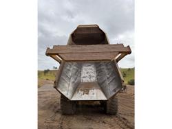 2005 John Deere 400D