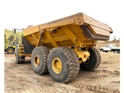 2005 John Deere 400D