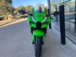 2025 Kawasaki 2025 Kawasaki 1000C ZX1000 ZX1002LSFAN GREEN