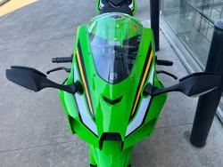 2025 Kawasaki 2025 Kawasaki 1000C ZX1000 ZX1002LSFAN GREEN