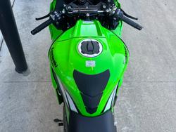 2025 Kawasaki 2025 Kawasaki 1000C ZX1000 ZX1002LSFAN GREEN