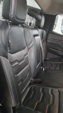 2023 Isuzu D-MAX LS-U+