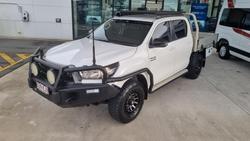 2023 Toyota Hilux SR