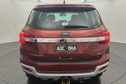 2016 Ford Everest Titanium