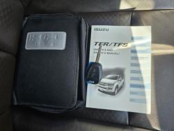 2013 Isuzu D-MAX LS-Terrain MY12 4X4 Dual Range Cosmic Black
