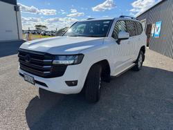 2024 Toyota Landcruiser GXL