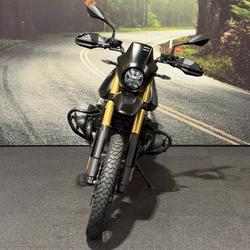 2025 BMW Motorrad R 12 Black