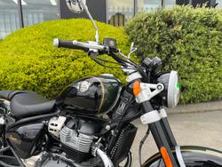 2026 Royal Enfield SUPER METEOR 650 Interstella Green