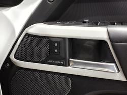 2020 Land Rover Defender 110 P400 SE L663 MY20.5 AWD Fuji White