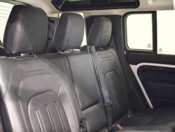 2020 Land Rover Defender 110 P400 SE L663 MY20.5 AWD Fuji White