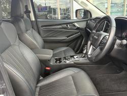 2024 Isuzu MU-X LS-T