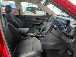 2025 Mahindra XUV700 AX7L