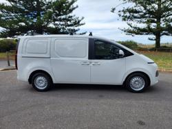 2024 Hyundai STARIA LOAD