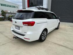 2017 Kia Carnival SLi YP MY18 Snow White Pearl