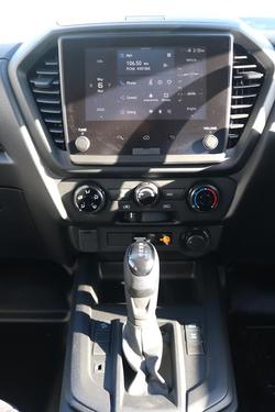 2025 Isuzu D-MAX SX