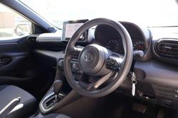 2024 Toyota Yaris Ascent Sport