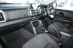 2025 Mitsubishi Triton GLS