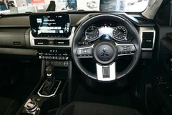 2025 Mitsubishi Triton GLS