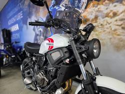 2025 Yamaha XSR700 WHITE