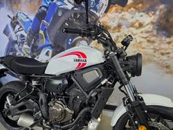 2025 Yamaha XSR700 WHITE