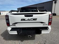 2026 Isuzu D-MAX BLADE