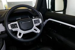2025 Land Rover Defender 110 D350 X-Dynamic SE