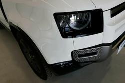 2025 Land Rover Defender 110 D350 X-Dynamic SE