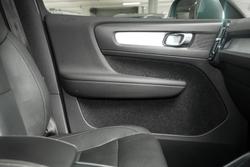 2018 Volvo XC40 T5 Momentum