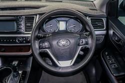 2015 Toyota Kluger GX