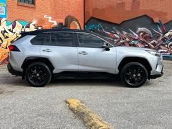 2024 Toyota RAV4 XSE