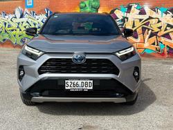 2024 Toyota RAV4 XSE