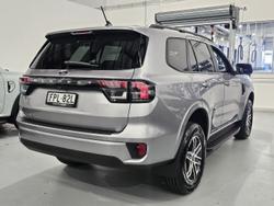 2025 Ford Everest Trend