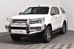 2015 Toyota Hilux SR5