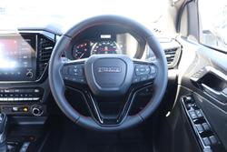 2025 Isuzu D-MAX X-TERRAIN