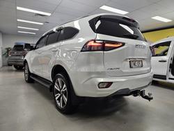 2024 Isuzu MU-X LS-T