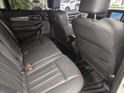 2024 Isuzu MU-X LS-T