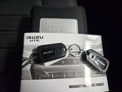 2024 Isuzu MU-X LS-T
