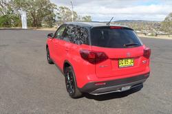 2024 SUZUKI VITARA MY24 Vitara Series II Turbo 2WD 1.4L Auto (Grey alloy wheels, no Sat nav) Bright Red 5/Black Two Tone