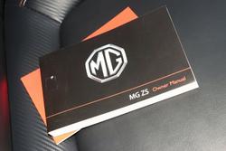 2024 MG ZST Essence