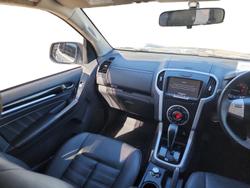 2019 Isuzu MU-X LS-T