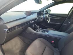 2021 Mazda 3 G20 Evolve